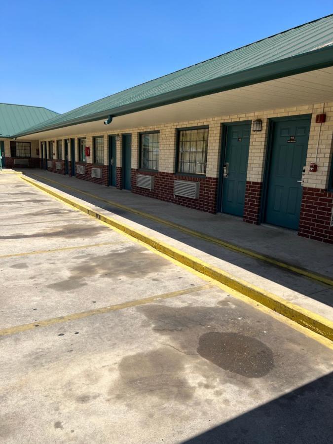 Country Inn Motel سان أنطونيو المظهر الخارجي الصورة