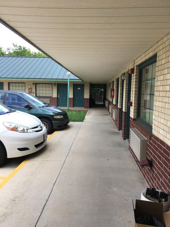 Country Inn Motel سان أنطونيو المظهر الخارجي الصورة